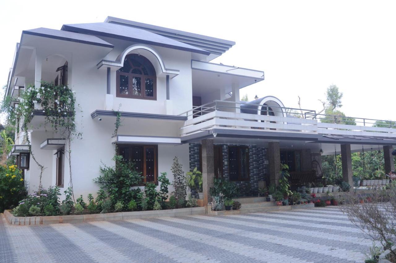 Misty Retreat Apartman Madikeri Kültér fotó